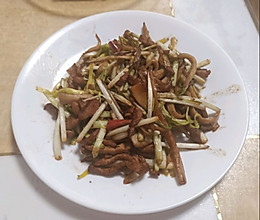 韭黄杏鲍菇肉丝的做法