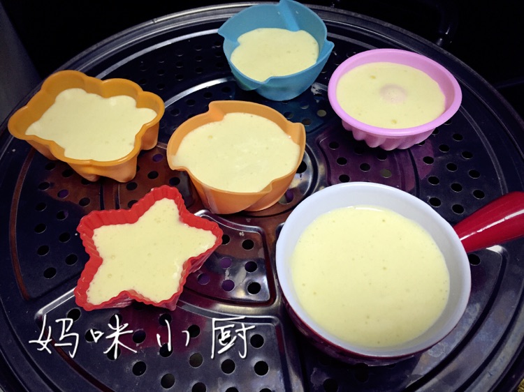 宝宝辅食---不上火的【蒸蛋糕】的做法图解3