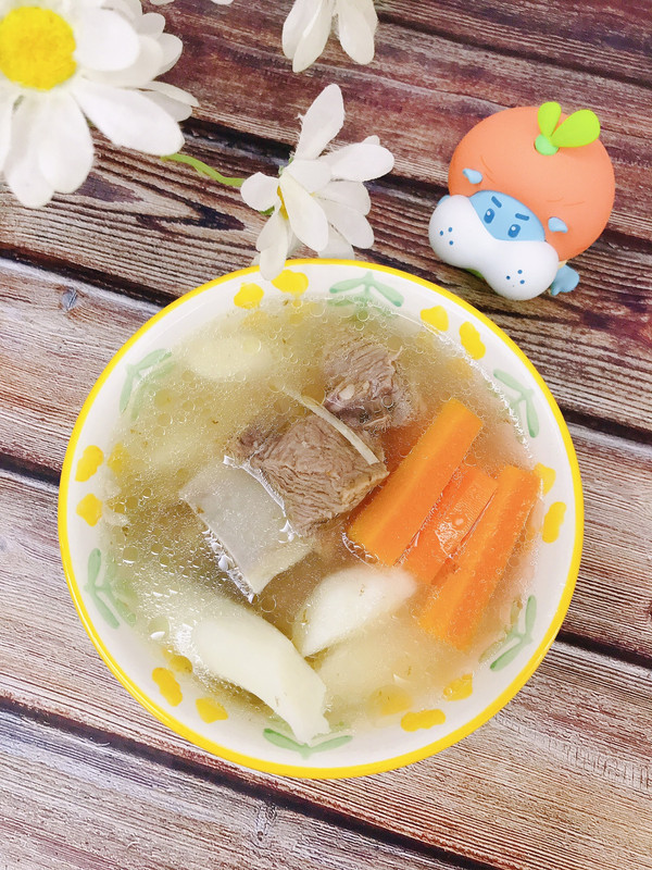 淮山胡萝卜排骨汤
