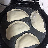 酸菜猪油渣馅饼的做法图解11