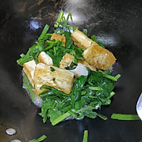 韭菜炒豆腐的做法图解10