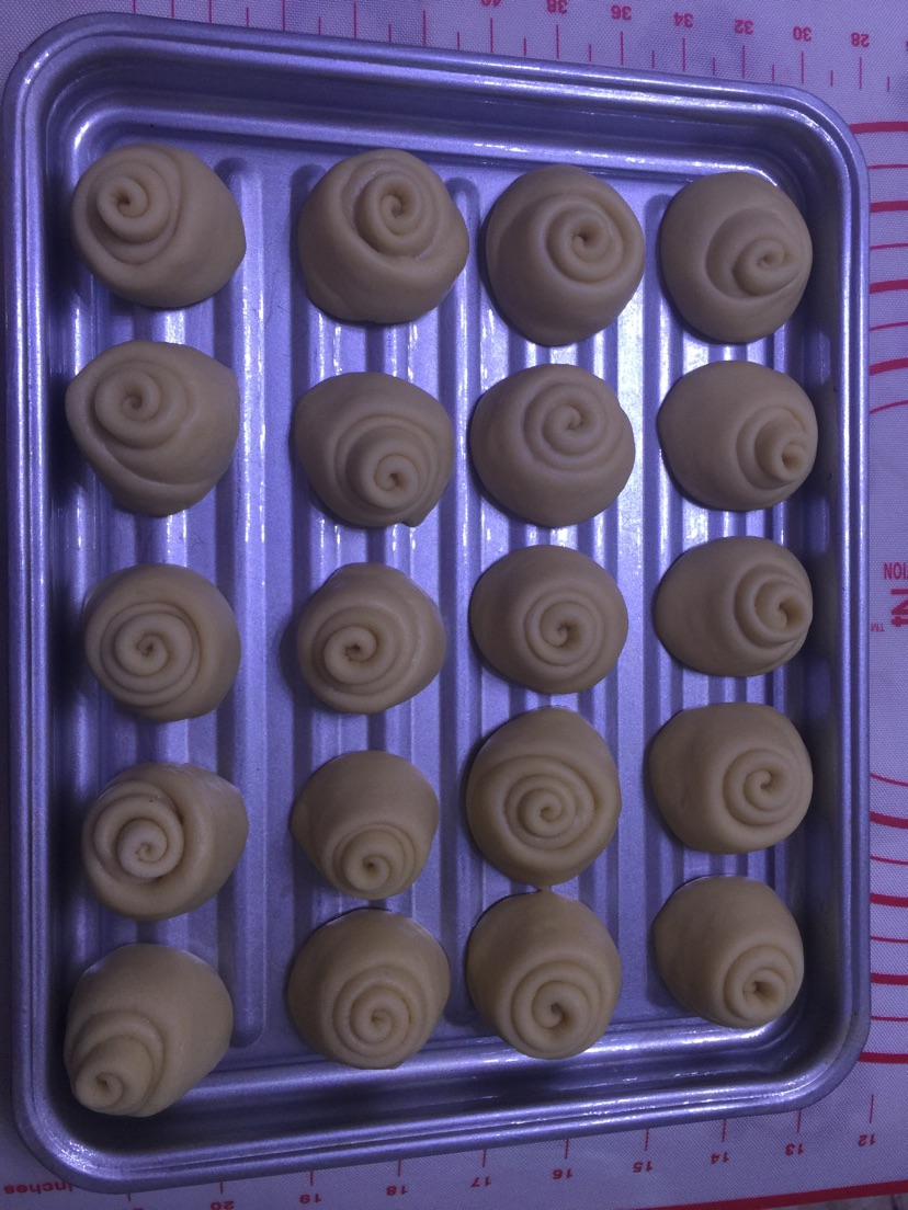 蜂蜜小面包（手揉面团）的做法图解6