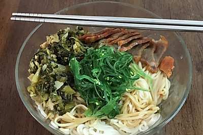 快手叉烧拌面