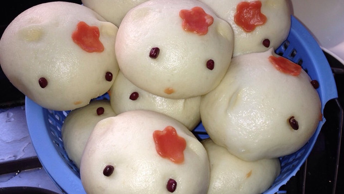 小猫芝麻包