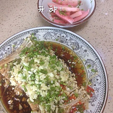 剁椒金针菇。
