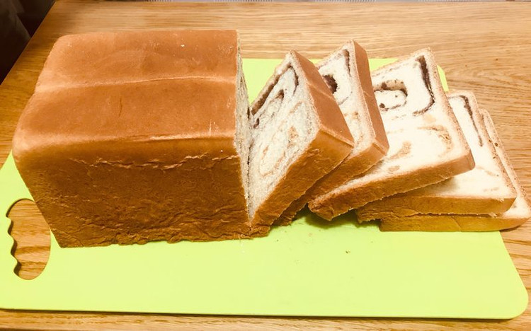 红豆沙肉松吐司的做法