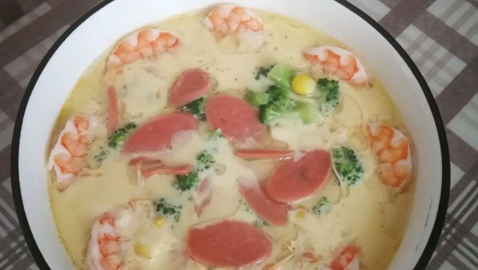 奶香西兰花虾仁鸡蛋羹