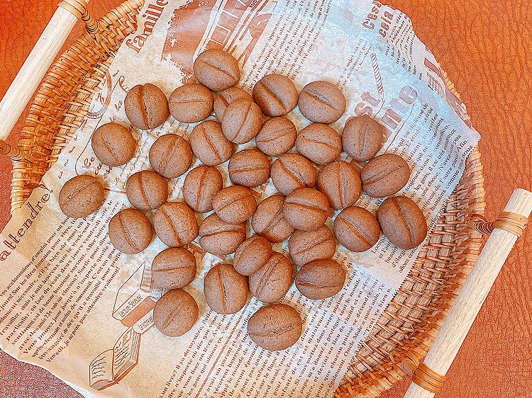 咖啡味的咖啡豆小饼干的做法