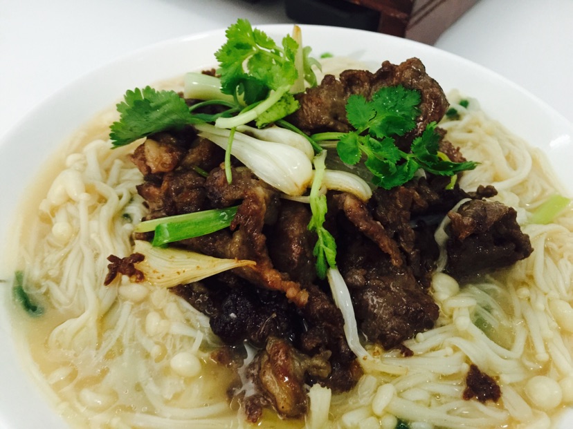 香煎牛肉烩金针菇的做法图解10