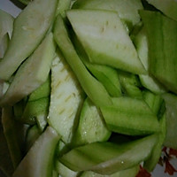 蒜蓉丝瓜的做法图解1