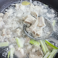 红烧排骨的做法图解1