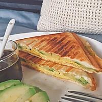 简单早餐快手牛油果鸡蛋三明治机版的做法图解9