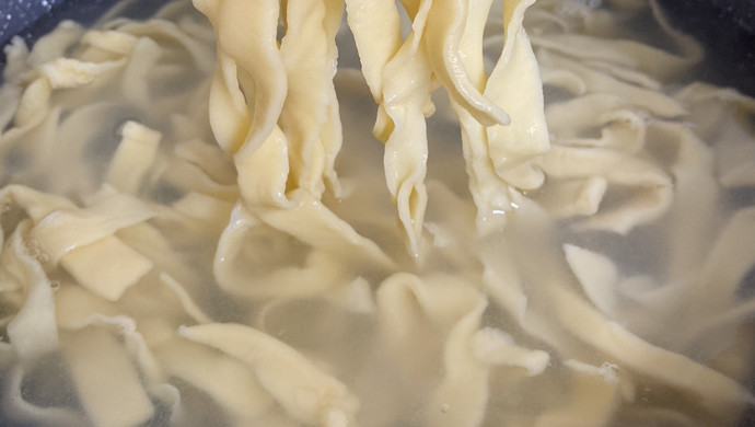 鸡蛋手擀面