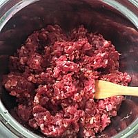 牛肉饺子的做法图解1