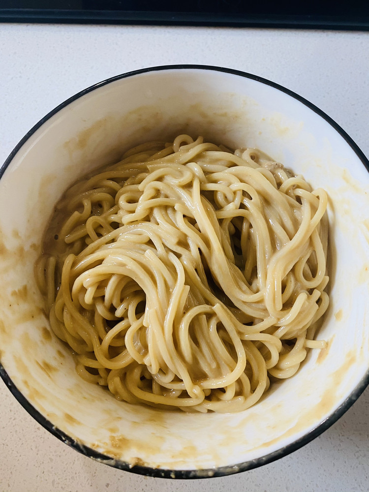三分钟简易版沙县小吃～飘香拌面的做法