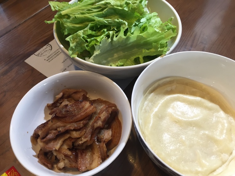 煎五花肉卷饼的做法图解7