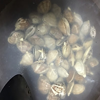 爆炒花甲的做法图解2