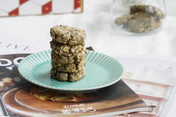 黑麦燕麦饼干