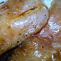 健康餐鸡胸肉罐子沙拉（附油醋汁调配比例）的做法图解2