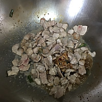 杏鲍菇茼蒿炒肉#在“家”打造ins风美食#的做法图解4