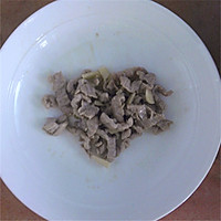 娃娃菜炒肉的做法图解6