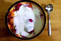 什锦酸奶水果龟苓膏的做法