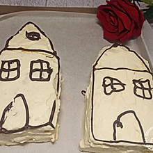 #餐桌上的春日限定#学前班小朋友用一个蛋糕自己建的房子