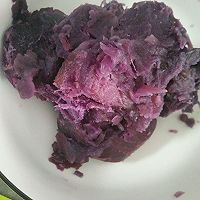 香酥紫薯丸子的做法图解1