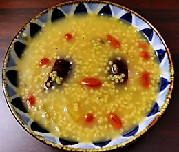小米红枣苹果粥的做法
