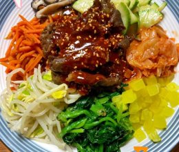 韩式肥牛拌饭的做法