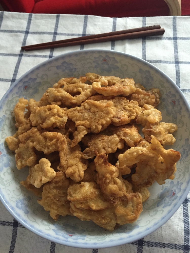 酥炸蘑菇的做法图解3