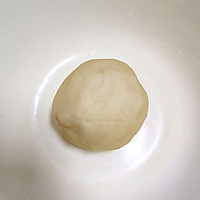 蛋黄酥月饼的做法图解4
