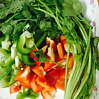 双椒炒牛展肉的做法图解1
