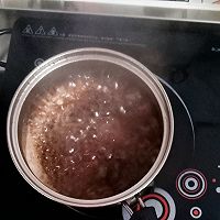 焦糖奶茶的做法图解1