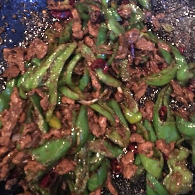 孜然炒青椒牛肉