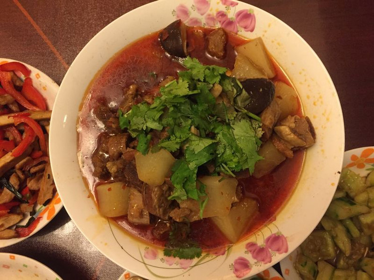 萝卜烧牛腩的做法