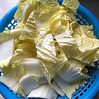 #肉食者联盟#白菜腐皮炖五花肉的做法图解5