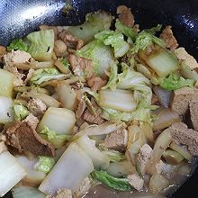 冻豆腐白菜炖肉