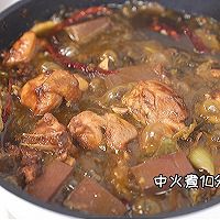 #名厨汁味，圆中秋美味#酸菜鸡腿炖鸭血的做法图解17