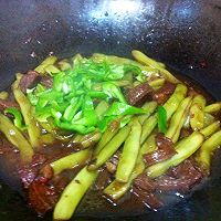 肉烧四季豆的做法图解6