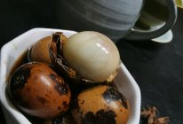 五香茶叶鹌鹑蛋的做法