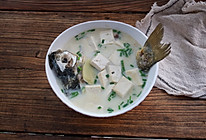 #秋天吃什么#豆腐炖鲤鱼的做法
