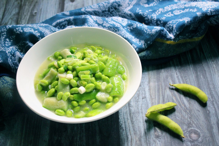 丝瓜烩青豆的做法