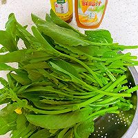 鸡汁小油菜的做法图解1