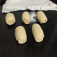 蛋黄酥的做法图解10
