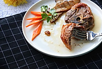 迷迭香烤羊蝴蝶排伴胡萝卜杏鲍菇的做法