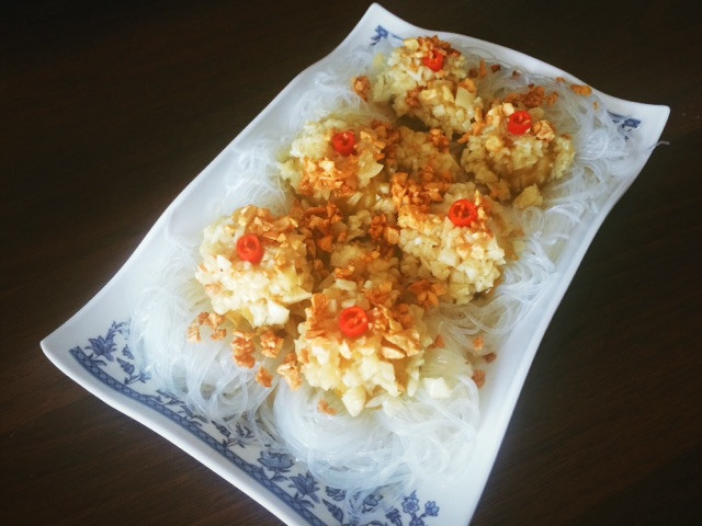 蒜蓉粉丝蒸鲍鱼的做法