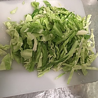包菜煎饼的做法图解2