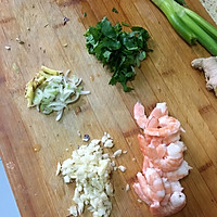 虾仁烧茄子的做法图解1