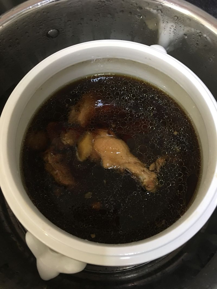 乌鸡白凤丸炖鸡的做法